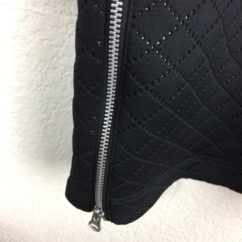 NWT Adidas Diamond Quilted T-shirt SS - Picture 6 of 7
